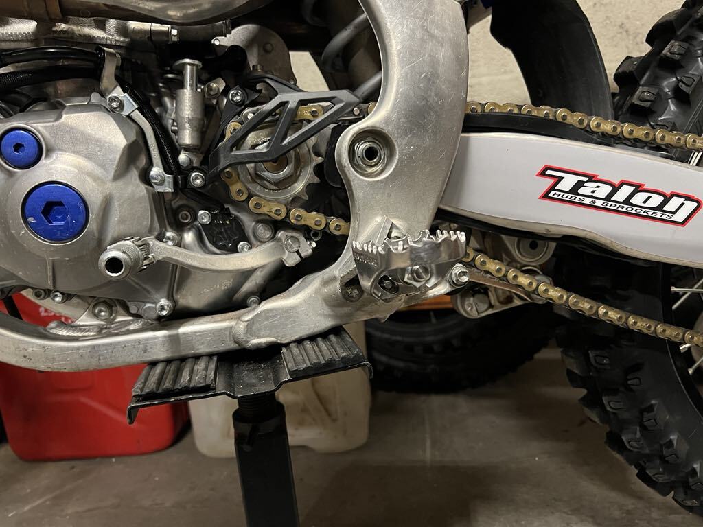 Yamaha Foot Pegs -(2023-) YZ450F- FX (2024-) YZ250F / WR450F (2025) WR250F
