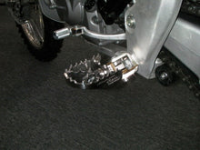 Honda Foot Pegs - (2004-2024) CRF 50F/70F/80F/100F/110F/125F/B/150F/230F/250F