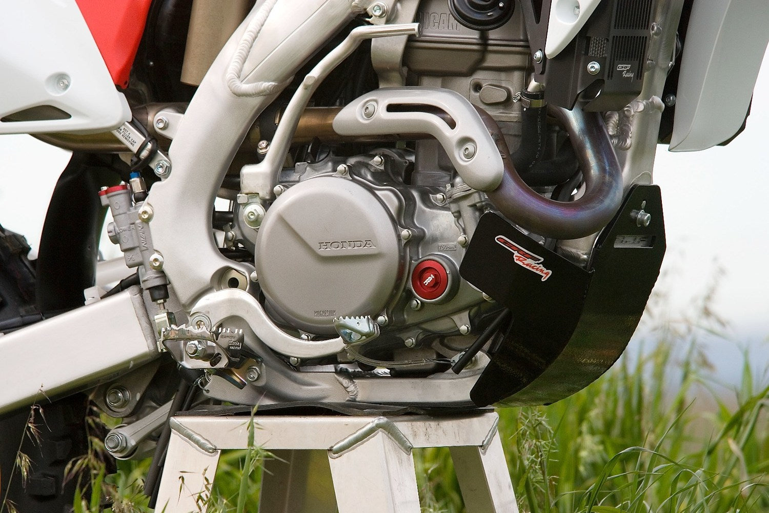 Honda Foot Pegs - (2002-2024) CRF250R/450R/250X/450X/250RX/450RX/450RL